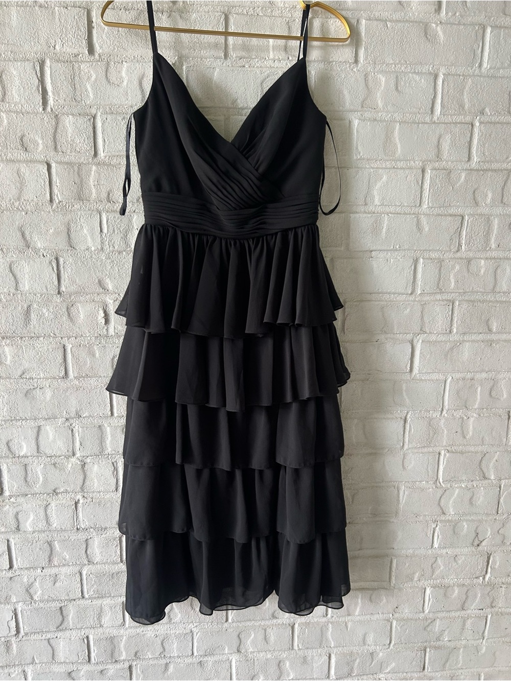 Mac Duggal Women's Ieena Ruffle Tiered Sleeveless Midi Dress - Picture 3 of 5